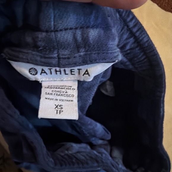 Athleta joggers - Picture 3 of 4